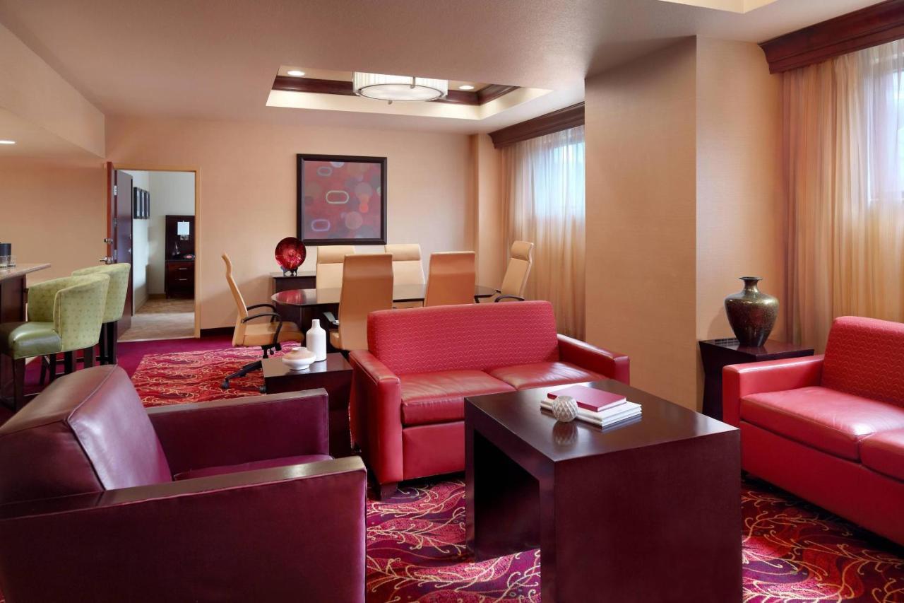 Marriott Bloomington Normal Hotel And Conference Center Eksteriør billede